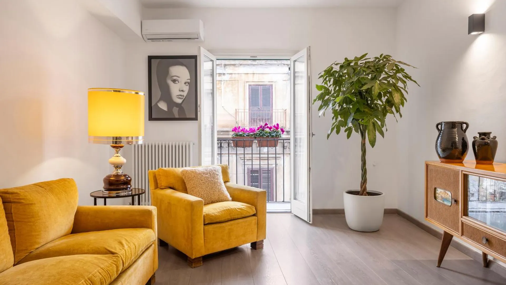 70 Lab Apartment Palermo Italy